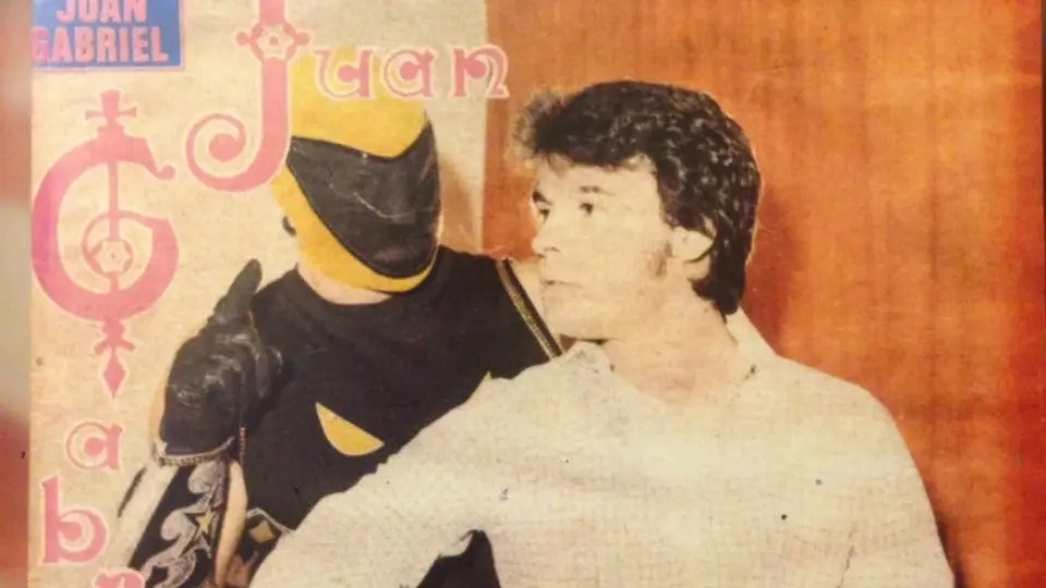 Juan Gabriel protagonizó fotonovelas al lado de Tinieblas
