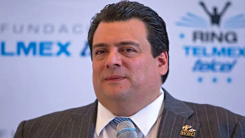 'Integridad física de boxeadores peligra en JO': Sulaimán