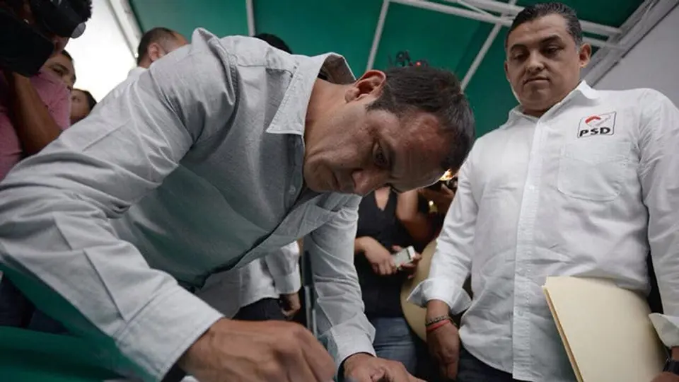 Excandidato de PRD asegura que Cuau es manipulado