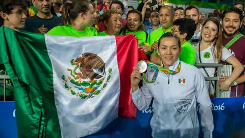 María Espinoza, abanderada de México en clausura de Río 2016