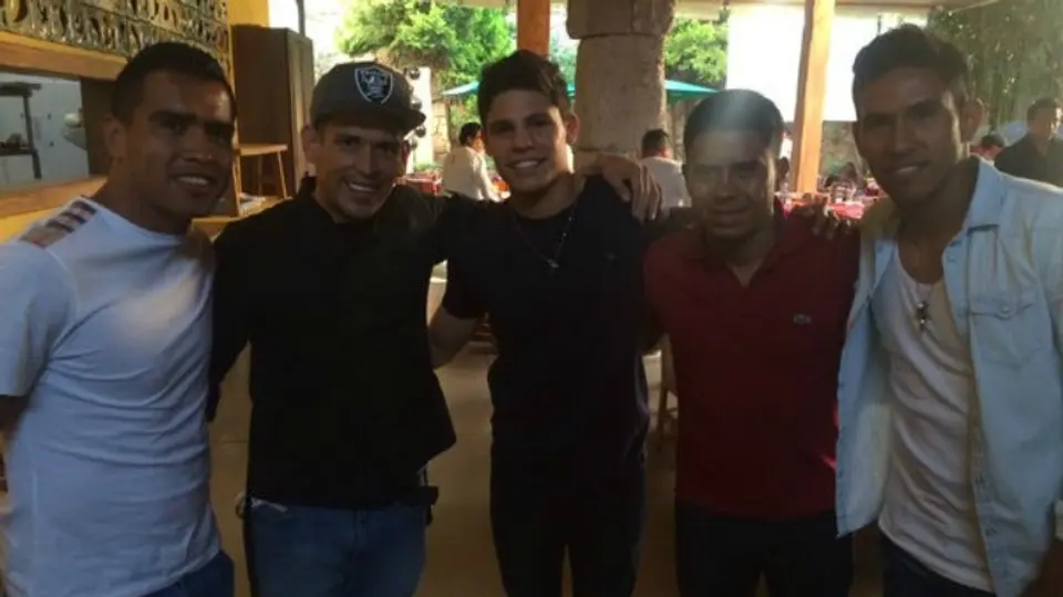 Ganador de Master Chef cocina para el Atlas