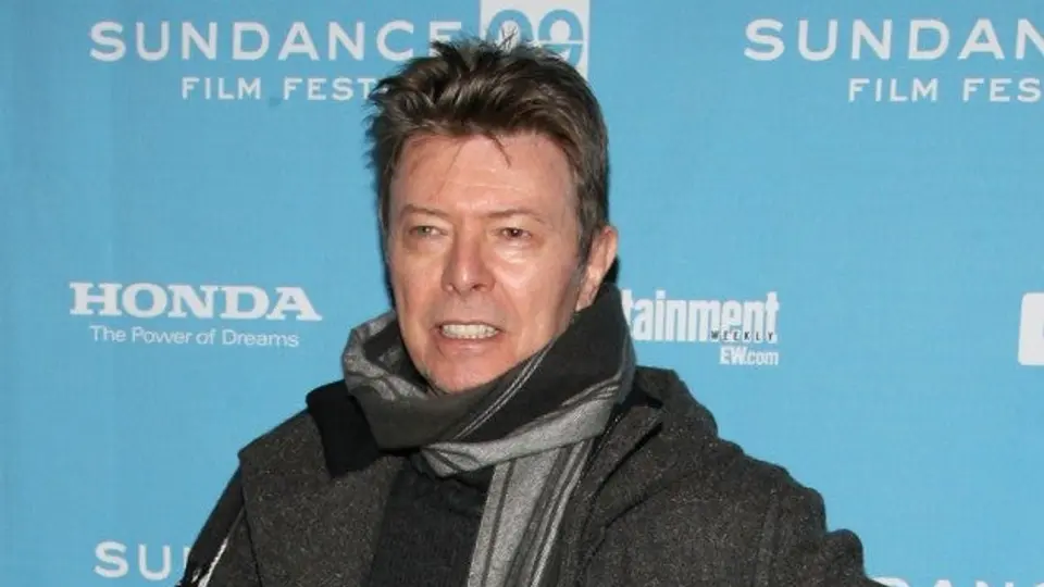 David Bowie fallece víctima del cáncer