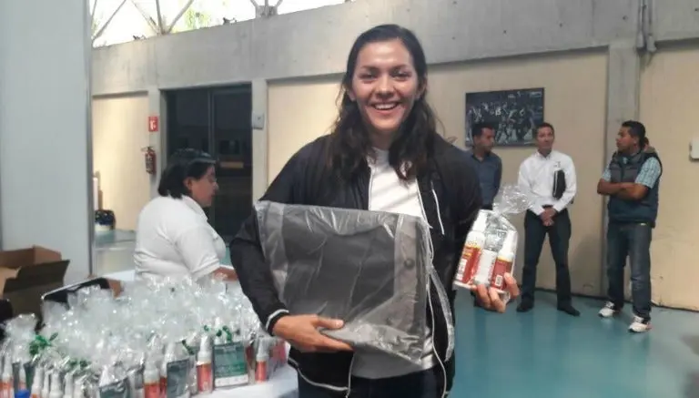 Conade entrega repelente a los atletas para prevenir Zika en JO