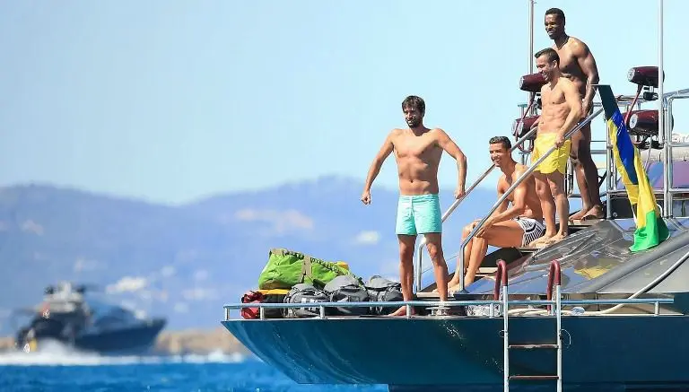 CR7 disfruta de unas vacaciones en Ibiza tras la 'Undécima'