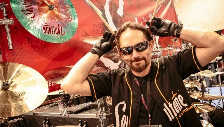 Exbaterista de Megadeth fallece en el escenario