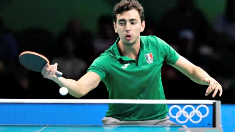 Marcos Madrid se mantiene con vida en tenis de mesa