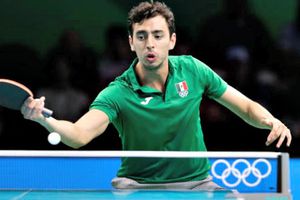Marcos Madrid se mantiene con vida en tenis de mesa