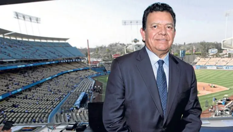 Fernado Valenzuela advierte que Julio Urías debe despuntar en 2017