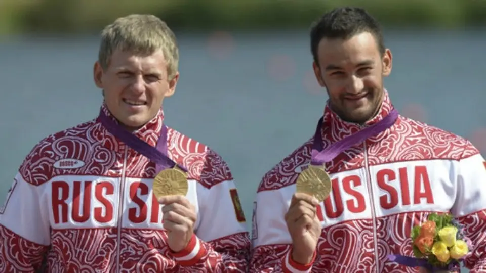 Federación de canotaje veta a dos medallistas rusos