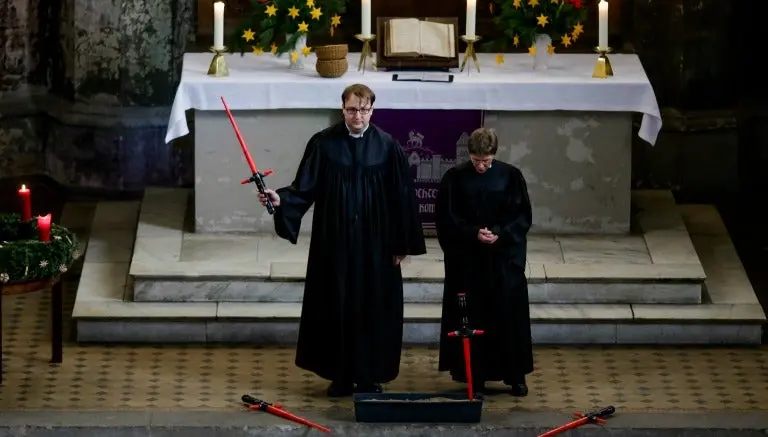 Iglesia alemana realiza misa en honor a Star Wars