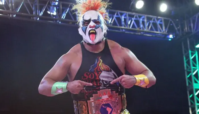 Psycho Clown: ¿Cambia a rudo ya con la WWE?