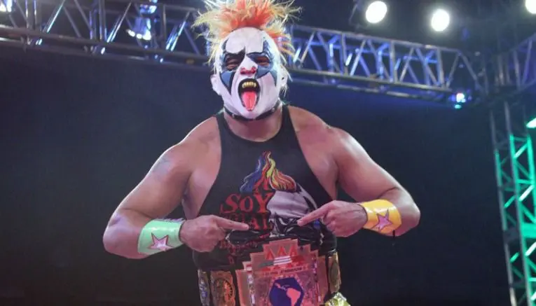 Psycho Clown: ¿Cambia a rudo ya con la WWE?