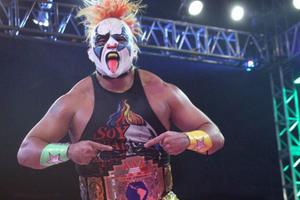 Psycho Clown: ¿Cambia a rudo ya con la WWE?