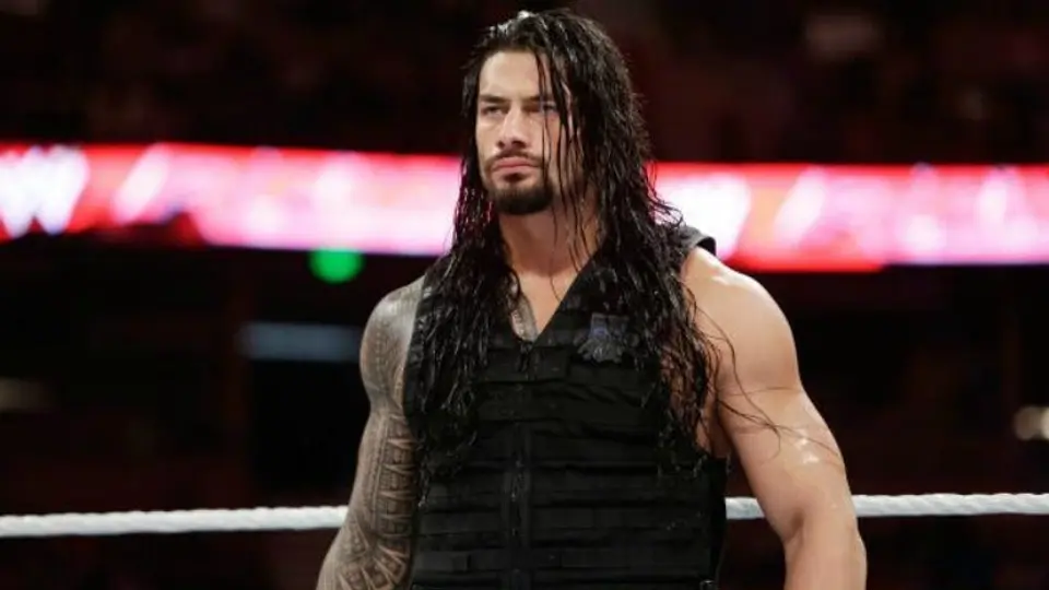 Reigns vence a Sheamus, pero no gana el título