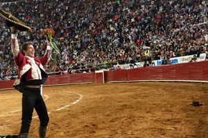 Hermoso de Mendoza protagoniza cierre digno de Temporada Grande