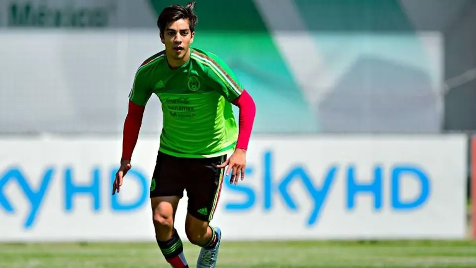 Rodolfo Pizarro reclama falta de apoyo de equipos y directivos