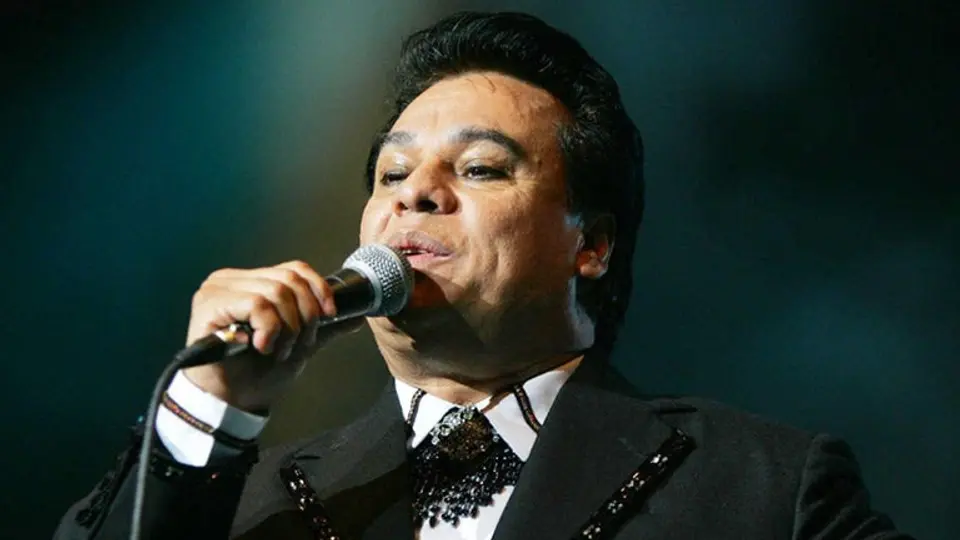Juan Gabriel muere a los 66 años