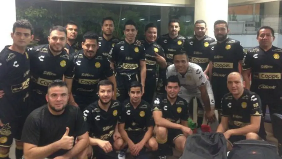 Dorados y Banda El Recodo juegan amistoso con causa