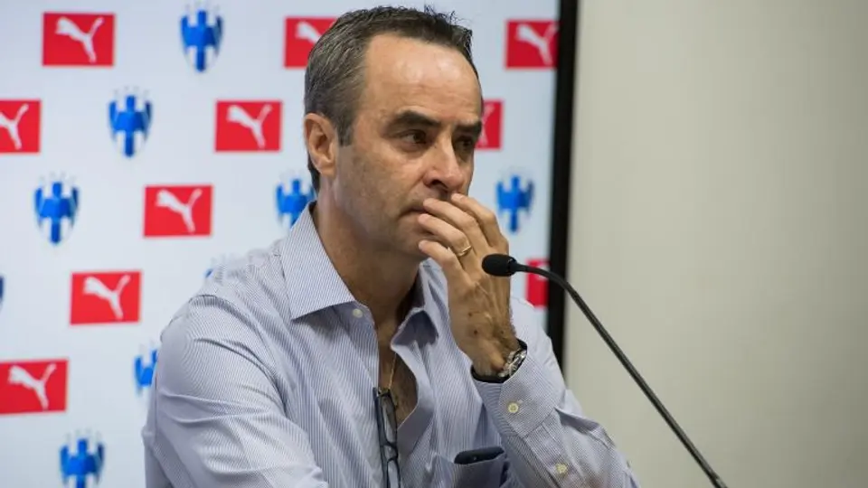 Salvador deja la presidencia deportiva de Rayados