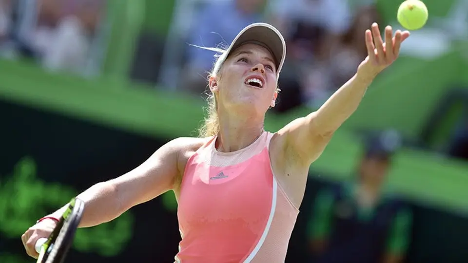 Wozniacki vapulea en primer compromiso de Monterrey