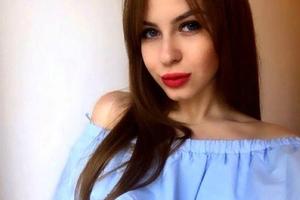 Estudiante rusa subasta su virginidad en internet