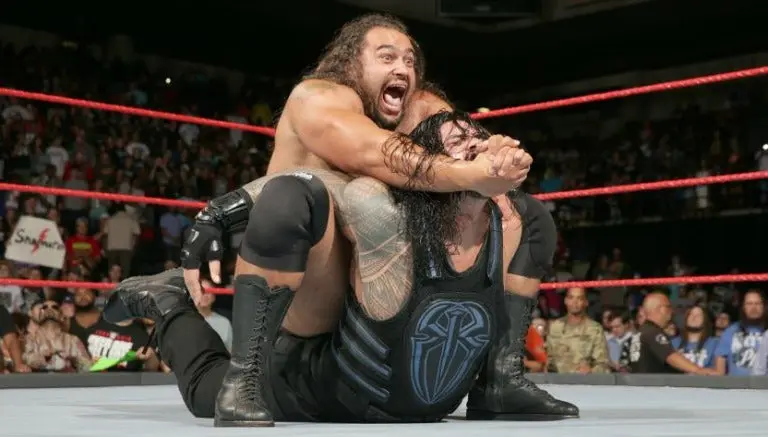 Rusev le cuesta oportunidad por título a Roman Reigns