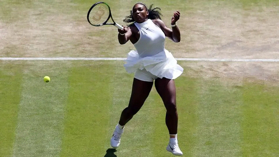 Serena Williams avanza a su novena Final de Wimbledon