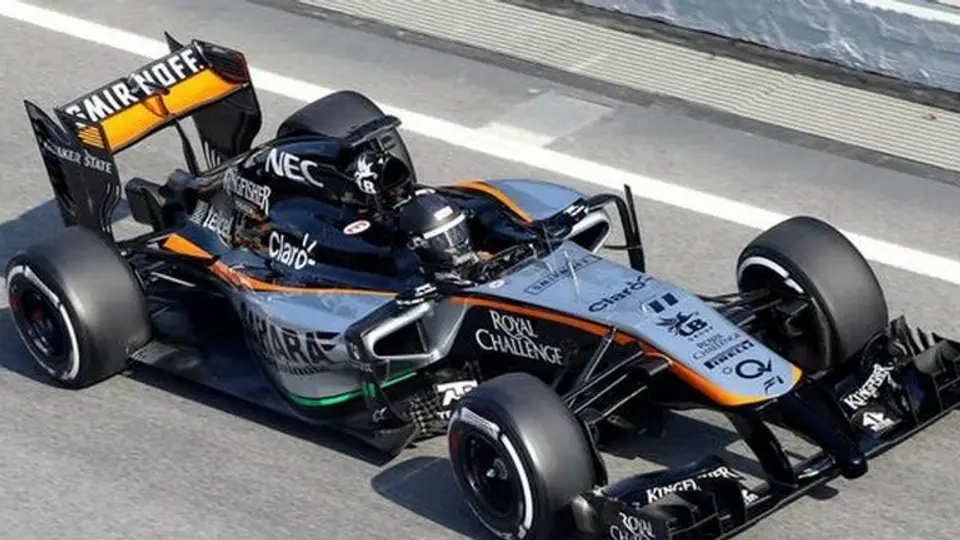 Checo sufre en Brasil y culmina décimo tercero