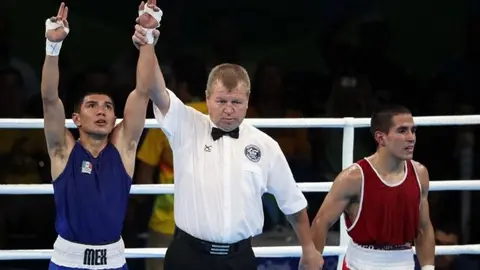 Joselito Velázquez avanza a Octavos en Río 2016