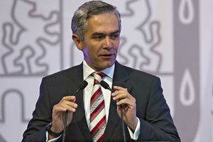 Uber elimina tarifa dinámica tras acuerdo con Mancera