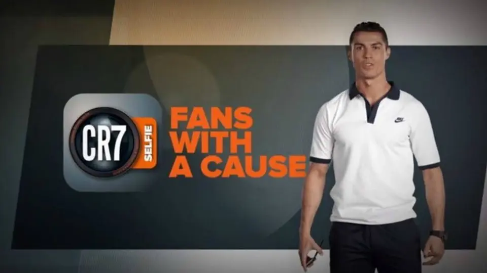 CR7 lanza App para que fans se tomen selfies con él