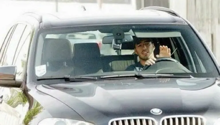 André Gomes choca por accidente automóvil de Suárez