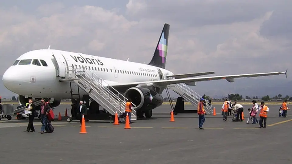 Volaris cancela vuelo por amenaza de bomba