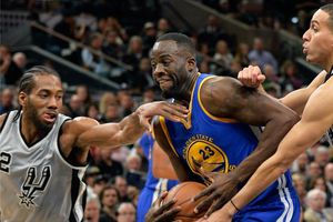 Spurs supera a Warriors en duelo de líderes de la NBA