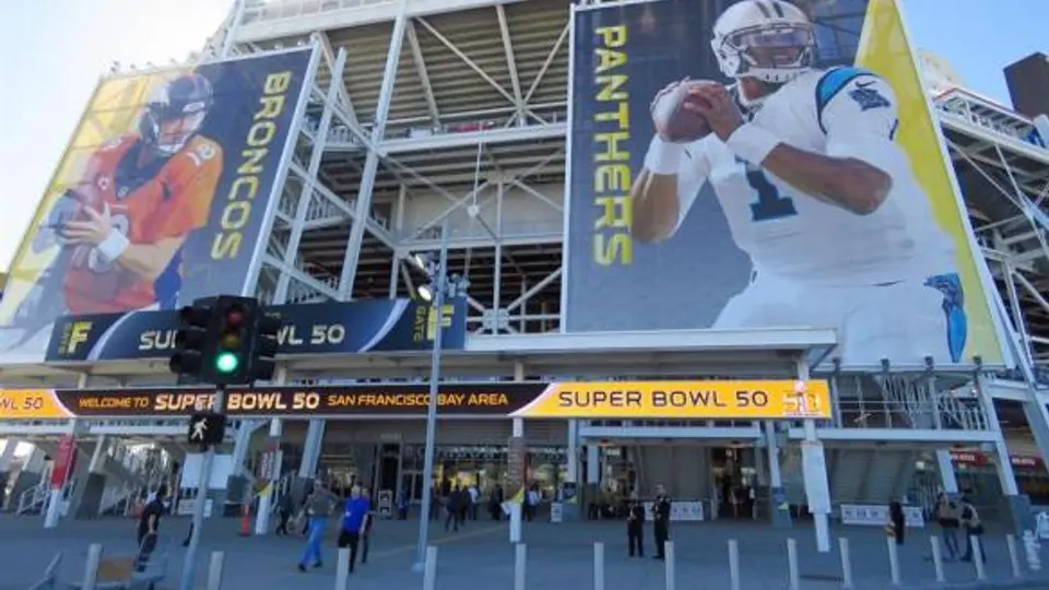 Seguridad extrema y disfraces, presentes en Levi's Stadium