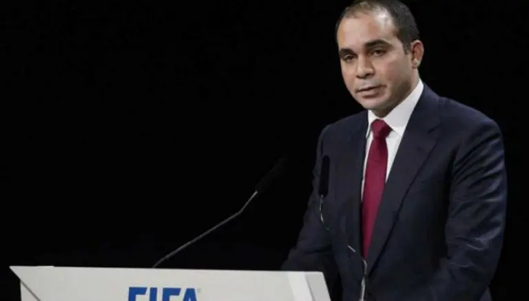 Príncipe Alí anuncia  su candidatura a la presidencia de FIFA