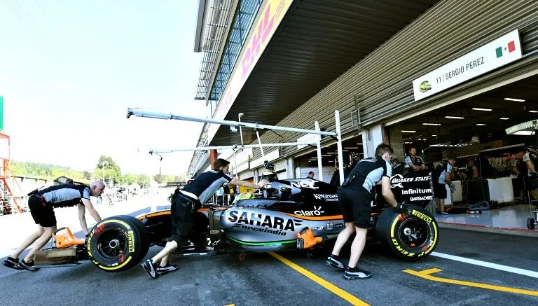 Checo Pérez sorprende en primeras prácticas de Bélgica