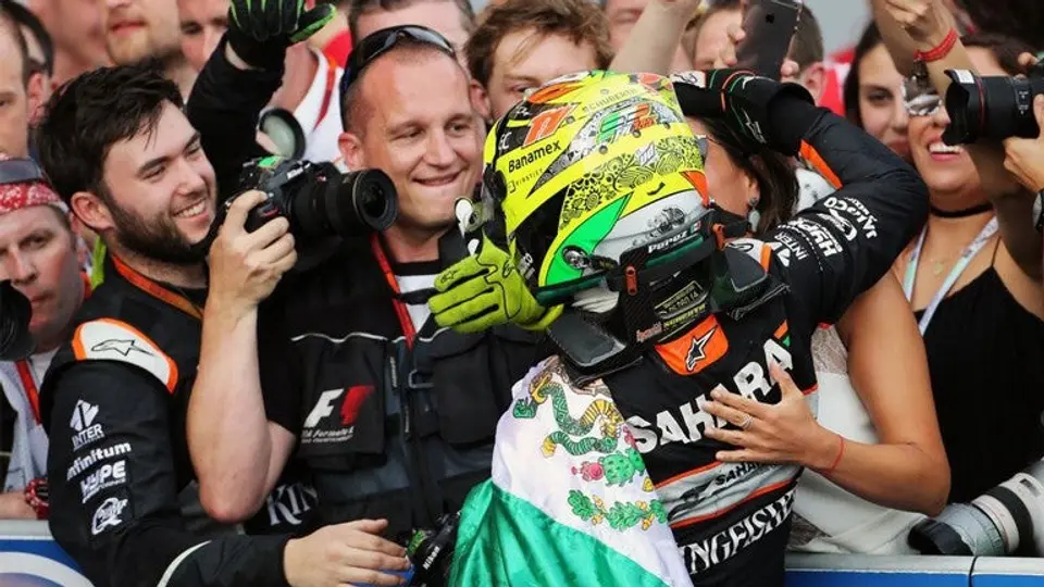 Checo Pérez logra valiente podio en GP de Europa