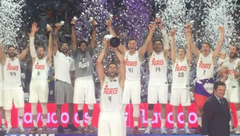 Gustavo Ayón, Bicampeón de Liga con Real Madrid
