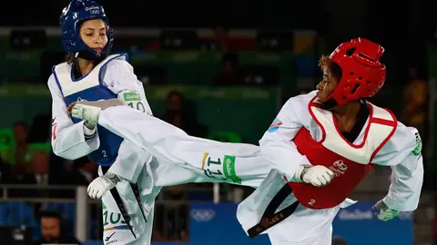 Itzel Manjarrez da primera victoria en taekwondo