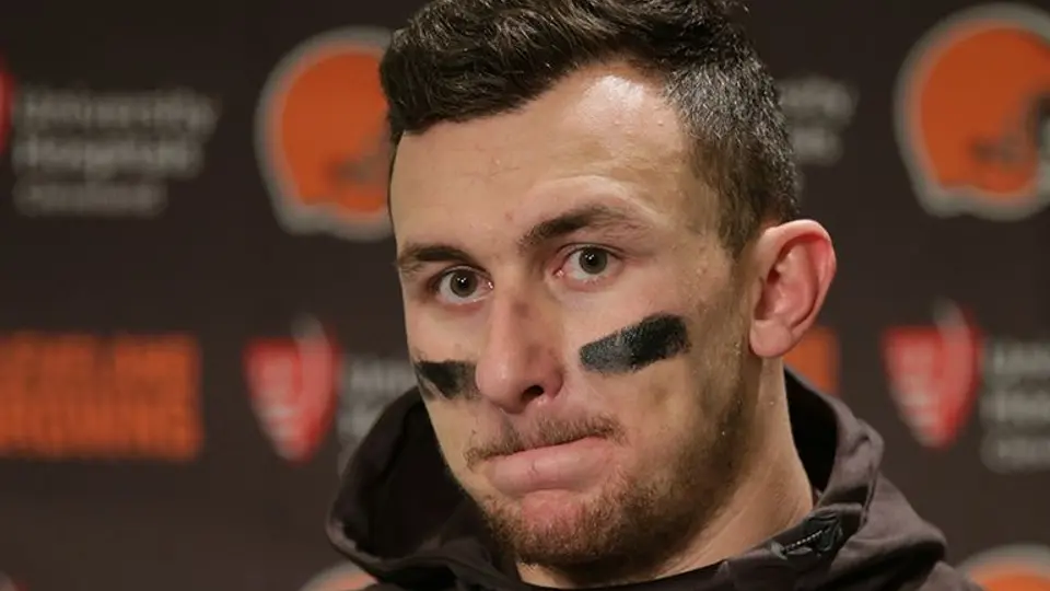 Manziel, suspendido cuatro juegos por abuso de sustancias