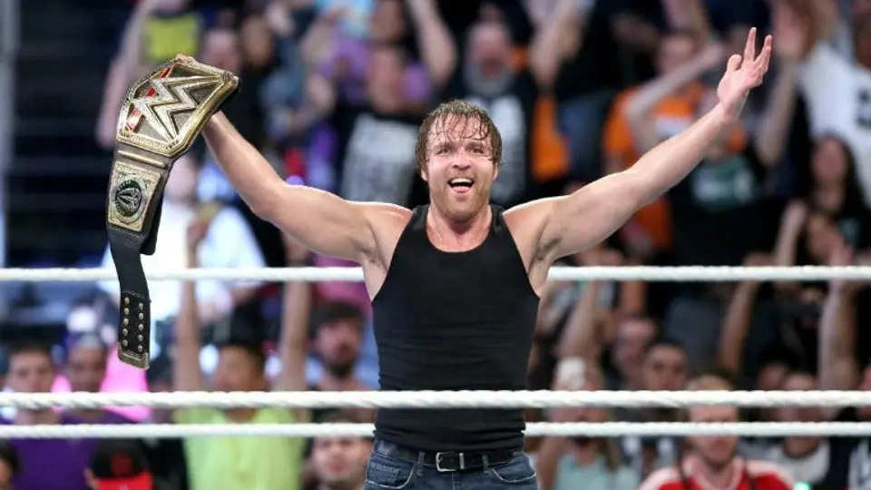 Dean Ambrose retiene el título contra Rollins