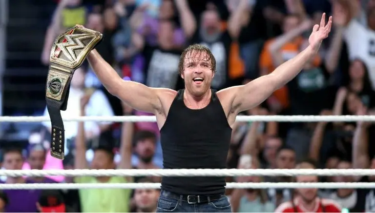 Dean Ambrose retiene el título contra Rollins