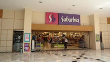 Walmart pone a la venta a Suburbia