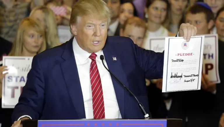 Guardaespaldas de Trump golpea a mexicano