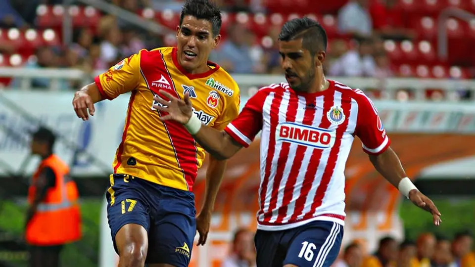 Pumas contrata a Hibert Ruiz
