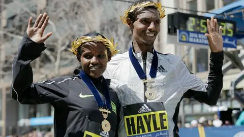 Etíopes monopolizan podio del Maratón de Boston