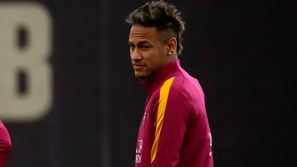 Retiran anuncios de Neymar por violar la "santidad religiosa"