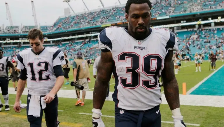 Patriotas cae y deja en duda la cima de la AFC