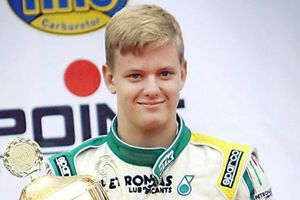 Hijo de Schumacher correrá en Fórmula 4 con nuevo equipo